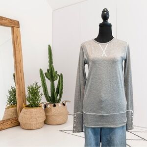 NILS Long Sleeve Button Wrist Top